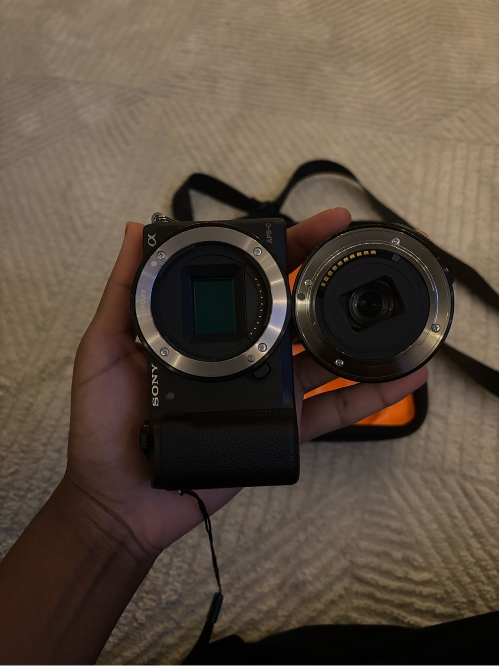 Sony a5100